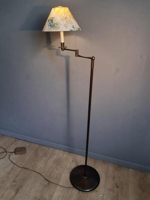 Staande lamp - Messing - zwenkarm, bloemen kap, Antiek en Kunst, Curiosa en Brocante