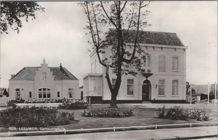 BEN. LEEUWEN - Gemeentehuis, Verzamelen, Ansichtkaarten | Nederland, Verzenden