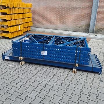 Aanbieding: Voordeelpartij gebruikte Polypal palletstelling beschikbaar voor biedingen