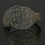 Middeleeuwen, kruisvaardersperiode Brons Ring met