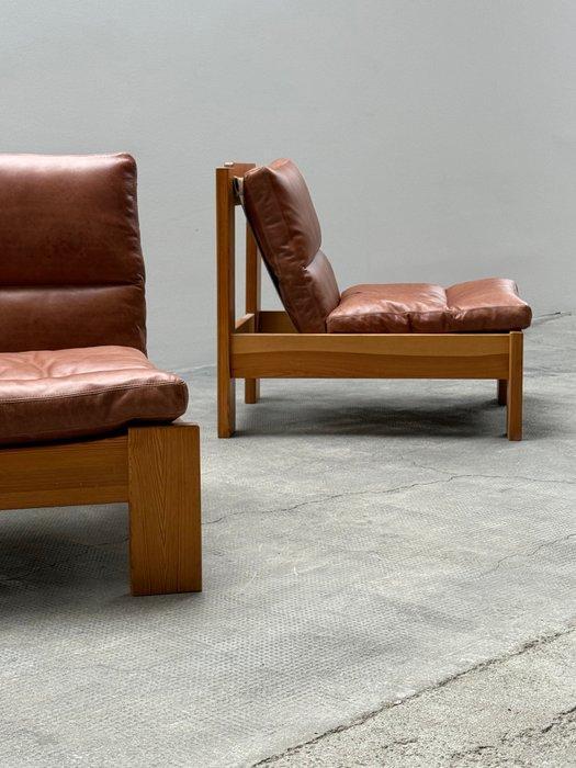 Fauteuil (2) - Leder, Vurenhout - Scandinavië, Antiek en Kunst, Antiek | Meubels | Stoelen en Banken