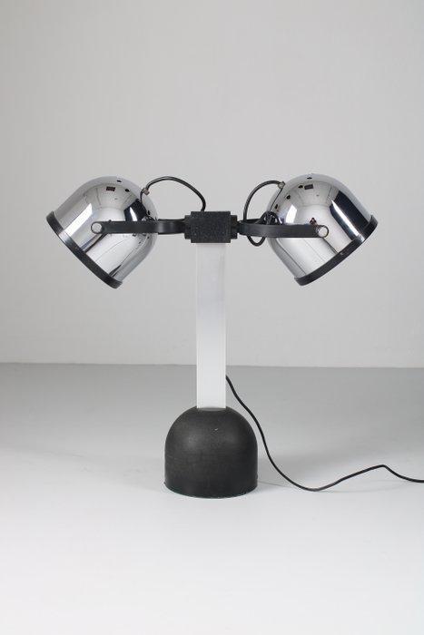 Stilnovo - Gae Aulenti - Tafellamp - Trepiù - Messing,, Antiek en Kunst, Kunst | Designobjecten