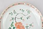 Schotel - A CHINESE FAMILLE VERTE PLATE DECORATED WITH