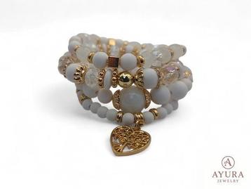 Set van 4 dames armbanden – Wit met gouden accenten beschikbaar voor biedingen