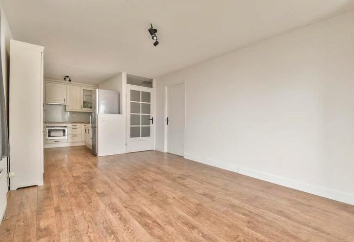 Appartement te huur 5 kamers, Almere, Huizen en Kamers, Huizen te huur, Direct bij eigenaar, Flevoland, Appartement
