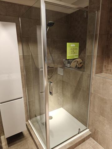 Showmodel douchecabine 90x90 met gratis douchebak - 0002 beschikbaar voor biedingen