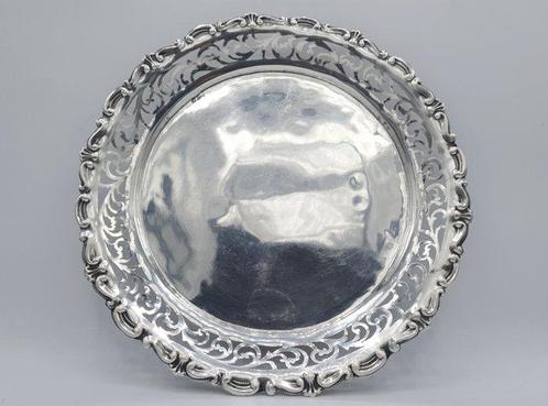 Vide-poche - Indonesië - Gaatje-gevuld decoratief sierblikje, Antiek en Kunst, Antiek | Goud en Zilver