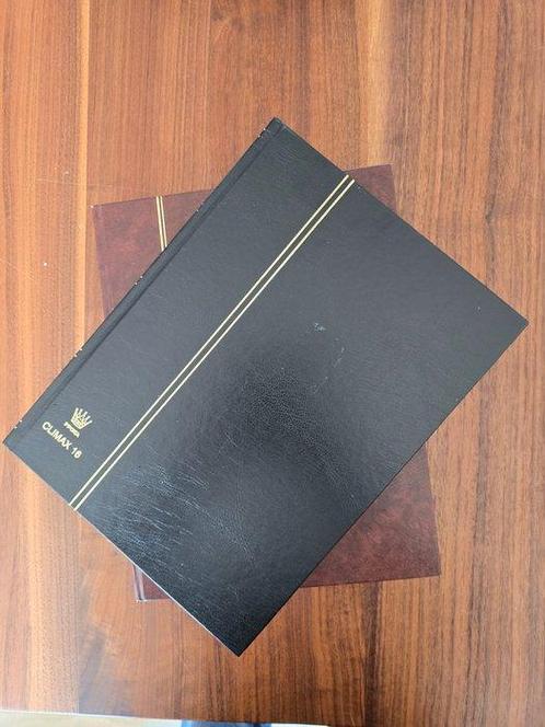 Nederland 1946/1993 - Grote voorraad postzegels in 2 boeken, Postzegels en Munten, Postzegels | Nederland