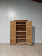Landelijke klassieke kast, kledingkast, buffetkast, legkast