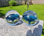 Presse-papier - 2 Glass Spheres with Flower - Glas, Antiek en Kunst, Kunst | Designobjecten