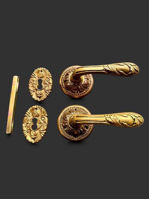 Rococo stijl Deurklink - 20e eeuw - Massief messing, Antiek en Kunst, Antiek | Overige Antiek