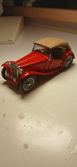 Franklin Mint 1:24 - Model sportwagen - MG TC Roadster -, Hobby en Vrije tijd, Modelauto's | 1:5 tot 1:12