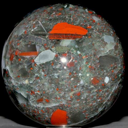 Drakenbloed Jaspis Bol, Zuid-Afrika - Elegantie en, Verzamelen, Mineralen en Fossielen