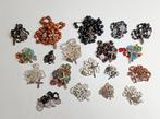 Rozenkrans (19) - Zilver, koper, geplateerd zilver, glas -