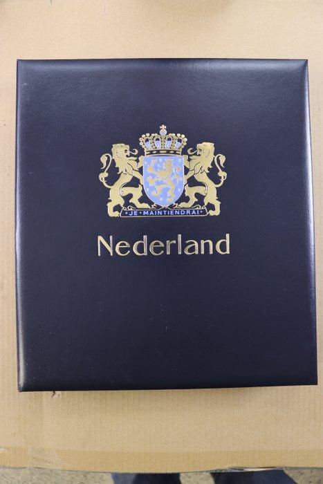 Nederland 2009/2015 - 2x lege Davo luxe voordrukalbums (VI &, Postzegels en Munten, Postzegels | Nederland
