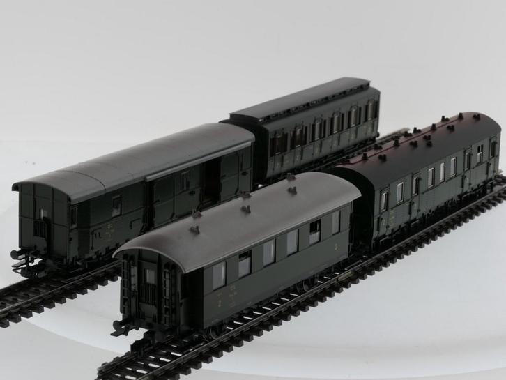 Schaal H0 Märklin 43971 4 Lokaal-personenrijtuigen uit de.., Hobby en Vrije tijd, Modeltreinen | H0, Wisselstroom, Analoog, Gebruikt