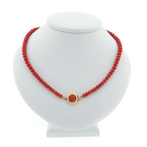 Antieke bloedkoralen kralen collier met gouden sier slot..., Sieraden, Tassen en Uiterlijk, Kettingen, Overige kleuren, Gebruikt