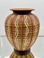 Vaas - Terracotta - Gepatineerd aardewerk