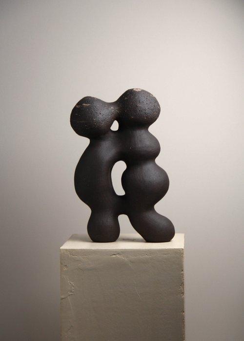 LEA STUDIOS - Valentina Cojocaru - sculptuur, Ebony - 40 cm, Antiek en Kunst, Kunst | Designobjecten