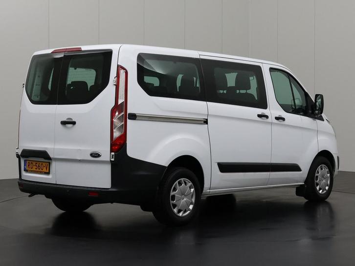 Ford Transit Custom Personenbus  2017 Diesel Handgeschakeld, Auto's, Ford, Dealer onderhouden, Te koop, Zwart, Handgeschakeld