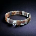 Agaat uit Botswana. Onbehandelde natuursteen. Facetarmband