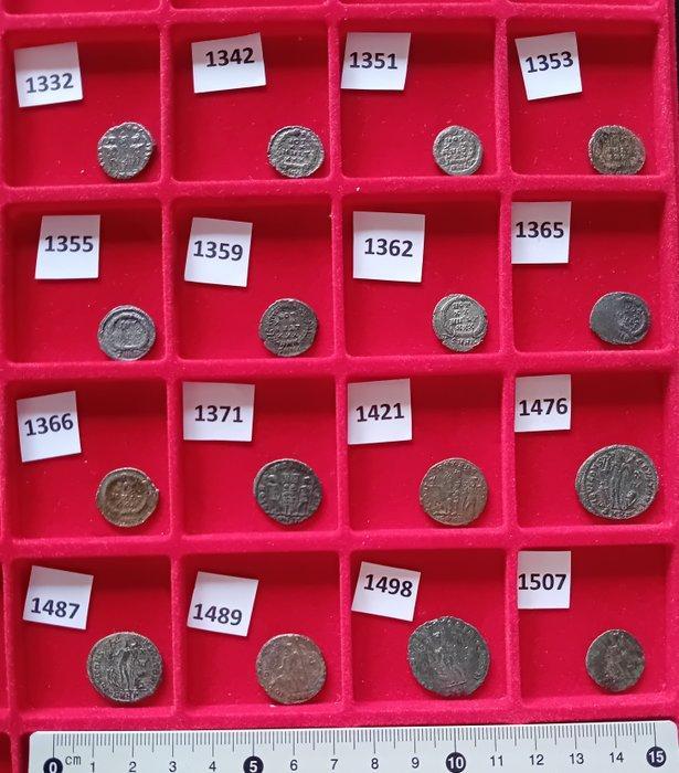 Romeinse Rijk Lot of 16 late Roman Æ coins rated Scarce, Postzegels en Munten, Munten | Europa | Niet-Euromunten