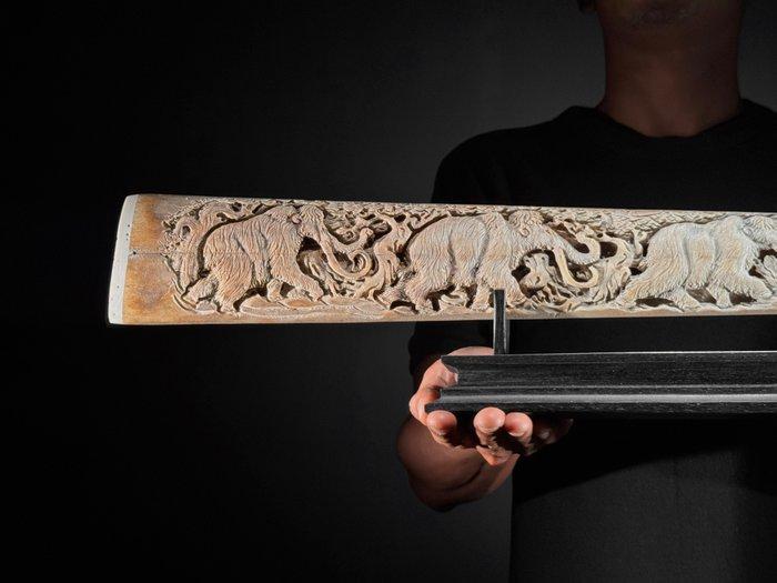 Geen minimumprijs - Fijn gesneden vroege zeepaard snavel op, Antiek en Kunst, Kunst | Designobjecten