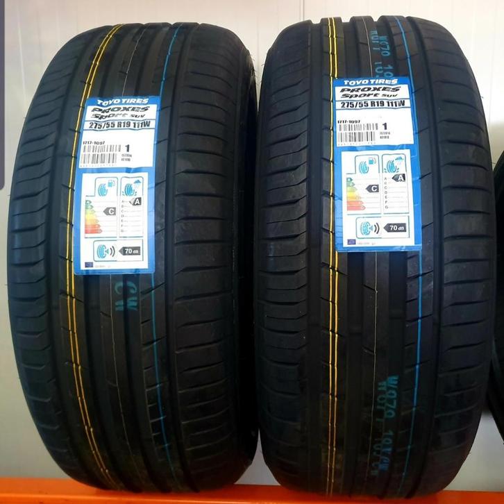 2x 275 55 R19 TOYO *NIEUW* €150 P.S GEMONTEERD EN AL, Auto-onderdelen, Banden en Velgen, 19 inch, Zomerbanden, 275 mm, Terreinwagen