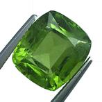 Zonder Minimumprijs - 1 pcs Groen Olivijn - 7.06 ct -, Sieraden, Tassen en Uiterlijk, Edelstenen, Nieuw