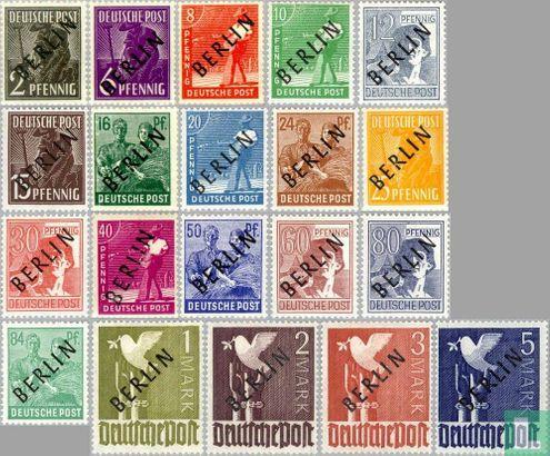 Berlijn - 1948 Zwarte opdruk (BER 1) - 1948, Postzegels en Munten, Postzegels | Europa | Overig, Postfris, Verzenden