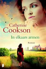 In elkaars armen 9789022566633 Catherine Cookson, Boeken, Romans, Verzenden, Gelezen, Catherine Cookson