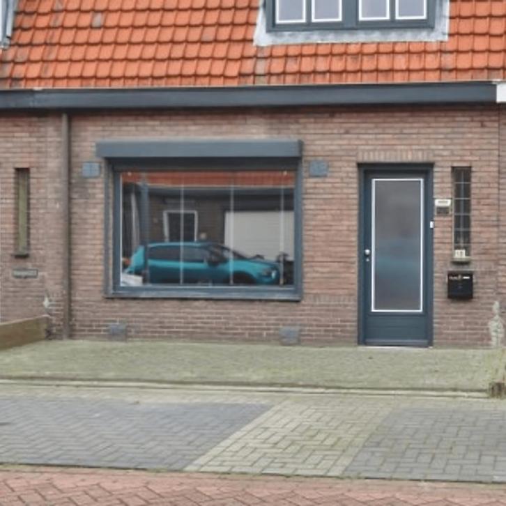 Tussenwoning met tuin en gemeubileerd, Huizen en Kamers, Huizen te koop