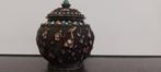 Zeldzame cloisonné-theedose met halfedelsteenbeslag,, Antiek en Kunst