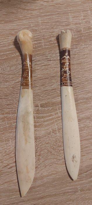 Rendierbotmes voor brievenopener Bot - Sami work - 23 cm -, Antiek en Kunst, Curiosa en Brocante