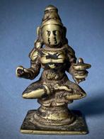 sculptuur, Raro altare di Dev Ligadhri sotto