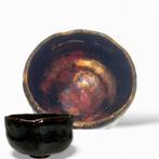 Kat Sekishun – iriserende Tenmoku-theeschaal uit Hyken