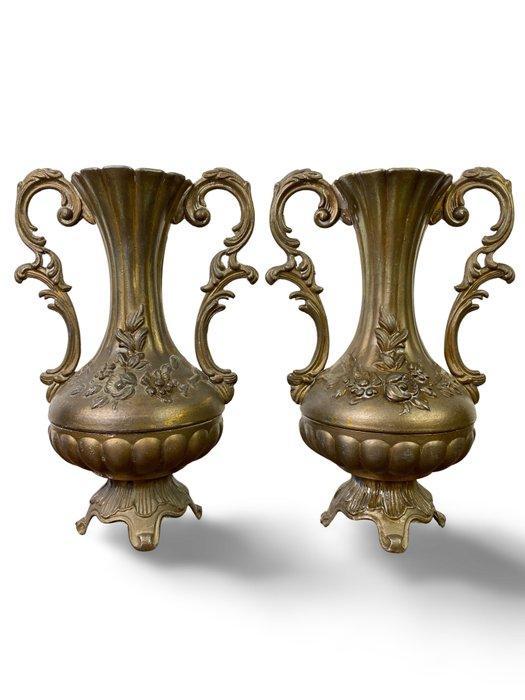 Vaas (2) - Metaal, Antiek en Kunst, Antiek | Overige Antiek