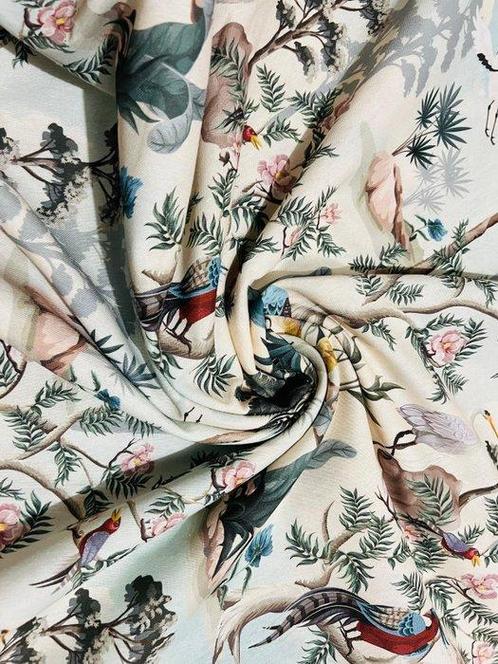 De tuin van de reigers – Oosterse elegantie in een verhaal, Antiek en Kunst, Antiek | Kleden en Textiel