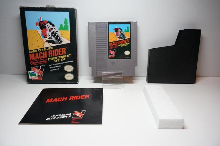 Mach Rider Black Box - NES-MR-FRA Garantie & morgen in huis!, Spelcomputers en Games, Games | Nintendo NES, Zo goed als nieuw