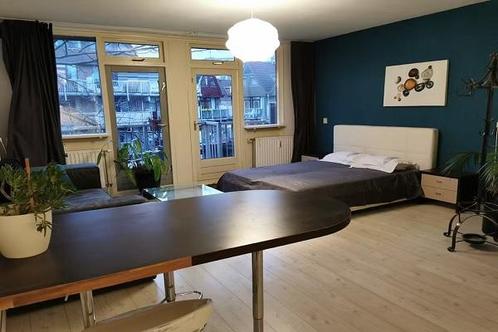 Studio Stroveer in Rotterdam, Huizen en Kamers, Kamers te huur, Minder dan 20 m², Rotterdam
