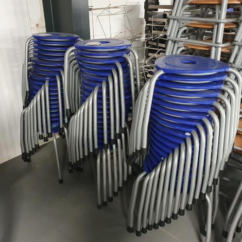 Ahrend 262 kunststof schoolkrukken - blauw - zithoogte 47 cm, Huis en Inrichting, Barkrukken, Ophalen of Verzenden
