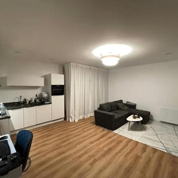 Ruime studio inclusief prijs in stadscentrum beschikbaar voor biedingen
