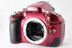 Nikon D5200 Red (Shutter Counts 182) and AF-S DX 18-55mm, Nieuw