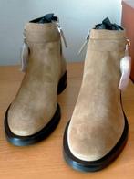 Givenchy - Chelsea boots - Maat: Shoes / EU 42, Nieuw