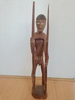 Asmat houten man met speer en peddel - Beeld - Asmat -, Antiek en Kunst, Kunst | Niet-Westerse kunst