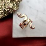 Gouden ring met robijn en zirconia, Sieraden, Tassen en Uiterlijk, Ringen, Gebruikt, Overige kleuren, 19 tot 20, Ophalen of Verzenden