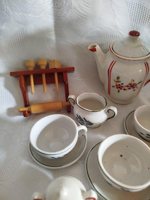 DDR - Poppenhuis, Antiek en Kunst, Antiek | Speelgoed