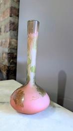 Emile Gallé - Emile Gallé - Eenbloemige vaas - Glas, Antiek en Kunst