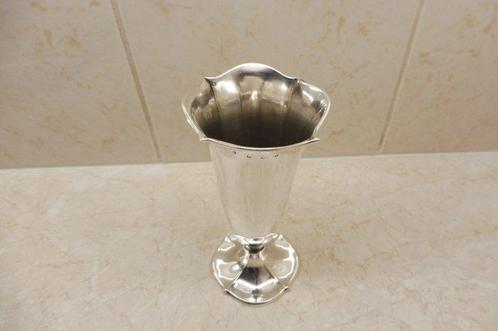 Tulpenvaas - zilver 925/1000 - Kon. van Kempen en Begeer., Antiek en Kunst, Antiek | Goud en Zilver