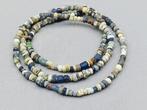 Oud-Romeins, Keizerrijk Glas Bead Necklace - total length 68